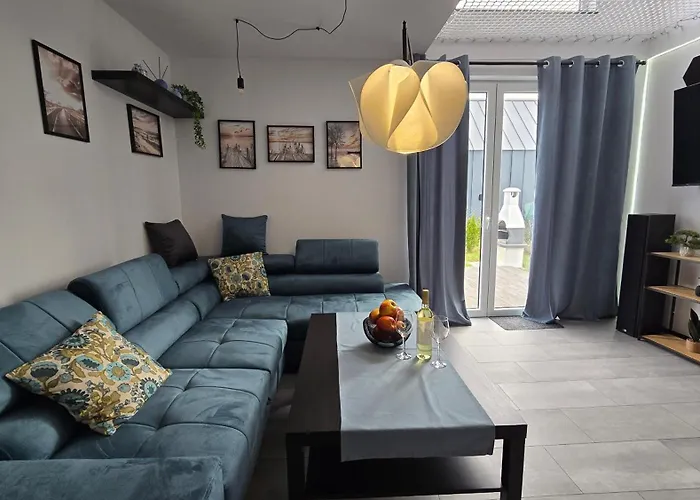 Baltic Barns Bura Сasa de vacaciones Wytowno